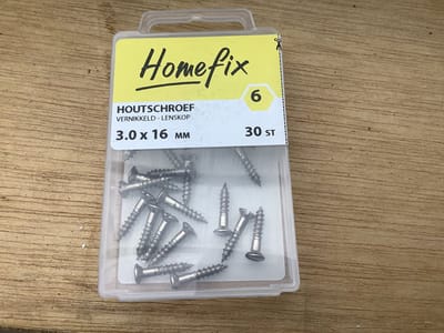 Houtschroef. Messing vernikkeld. 3.0 x16mm. Lang.lenskop. 30 stuks.Homefix.