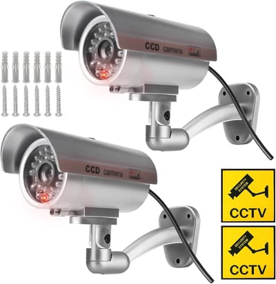 Dummy camera - Nep beveiliging - Afschrikken ongewenst bezoek - Knipperend rood ledlicht - 2 stuks - Zilver