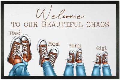 Deurmat met tekst | persoonlijk Gezin | Deurmat Gezin Sneakers | Leuk Cadeau voor een gezin | 70x50cm | Sneakers Bruin