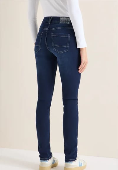 Straight Legs jeans