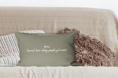 Sierkussens - Kussentjes Woonkamer - 50x30 cm - Wine how classy people get wasted - Spreuken - Quotes - Woordenboek - Wijn definitie