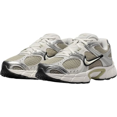 Nike V5 Dames Sneakers Hq7901-301 - Kleur Groen