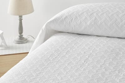 home Liso - sprei Boutí fijn voor 150 cm bed (250 x 260 cm) - extra zachte microvezel - multifunctionele bedsprei voor alle seizoenen - wit