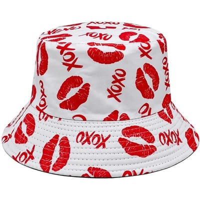 Rode Lippen Print Emmerhoed Liefde Hart Graffiti Patroon Vissershoeden Dubbelzijdig Panama Pet Zomer Zonnebrand Buiten 56-58cm white