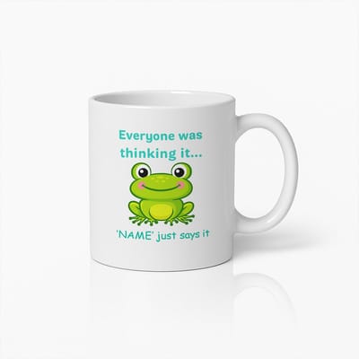Grappige Kikker Koffiemok 330ml – “Iedereen Dacht Het, NAAM Zegt Het Gewoon” – Personaliseerbare Cadeaubeker voor Vrienden & Collega’s