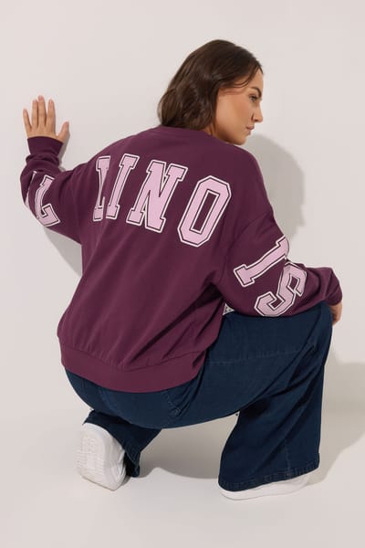 Yours Rode 'Illinois' Sweatshirt Met Print Op De Rug Size 42