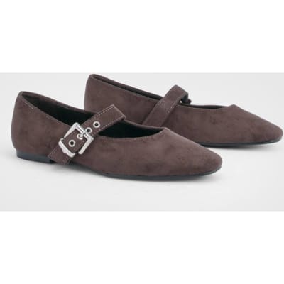 boohoo Dames Gespeldetail Mary Jane ballet flats | Bruin | Maat: 40