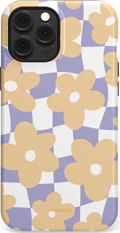 Casetastic hoesje geschikt voor Apple iPhone 12 Pro Max - MagSafe - Dubbellaagse bescherming - Madeliefjes feest - Fashion Case - Zand Wit Lila Zilver