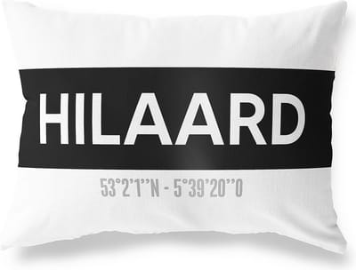 Tuinkussen HILAARD - FRIESLAND met coördinaten - Buitenkussen - Bootkussen - Weerbestendig - Jouw Plaats - Studio216 - Modern - Zwart-Wit - 50x30cm