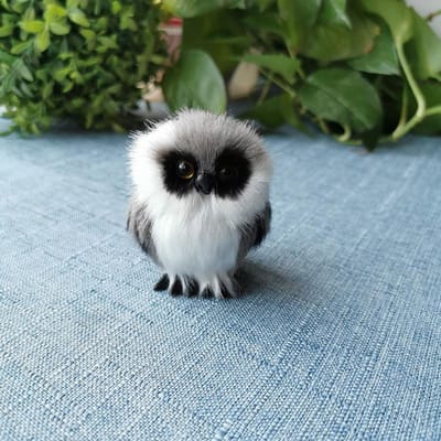 Décoration de Noël Hibou Jouet, Modèle de Bébé Hibou en Peluche Poilue Blanche et Noire, Ornement de Noël d'Oiseau Mignon et Poilu pour Décor de Bureau de Fête