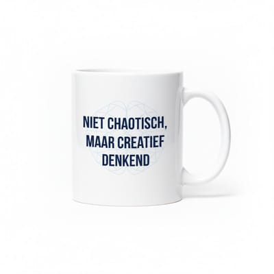 330ml Mok - 'Niet Chaotisch, Maar Creatief Denkend' Quote met Brein Ontwerp - Ideaal Cadeau voor Creatieve Geesten