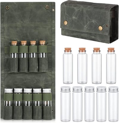 QTTVBTNA – Kruiden Organizer Set - met 9 Potjes - Draagbare - Opvouwbare Kruidentas van Canvas - Reis Specerijenhouder voor Camping BBQ en Outdoor Koken - Compact Overzichtelijk en Lekvrij Ontwerp - Duurzaam en Herbruikbaar - Groen
