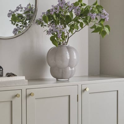 AYTM Uva vaas, Ø 32 cm, duifgrijs, glas, mondgeblazen