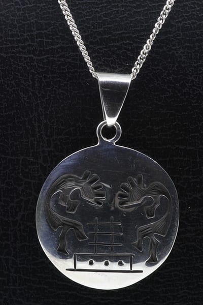 Zilveren Indiaan Kokopelli rond duo hopi style ketting hanger