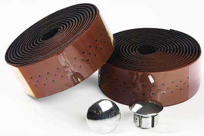Duurzame 200 cm Fietsstuur Tape van PU Leer met Gaten, Ideaal voor Racefietsen, Inclusief Stuurpluggen, Bruin, Set van 2 Stuks