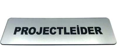 Deurbordje met tekst Projectleider incl. 3M-tape plakstrip - Namengigant Deur Tekstbordje - Deur - incl. 3M-tape plakstrip - Bordje - RVS Look - 150 mm x 50 mm x 1,6 mm - 5 jaar Garantie