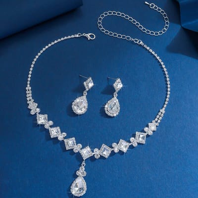 3-delige Damesmode Trendy Klauwketting Geometrie Waterdruppel Ketting Oorbellen Sieradenset Bruiloft Banket Feest Vakantiecadeau
