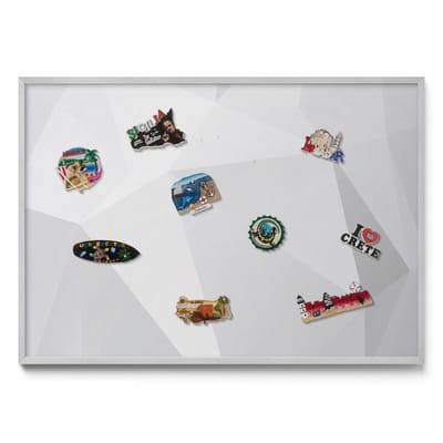 Tulup Magneetbord met Zilveren Frame - Grijs Magneetbord in Stijlvolle Kleuren - 100 cm x 70 cm - 3D geometrische achtergrond - Memobord Magnetisch - Magnetisch Bord Rechthoekig - Magnetisch Bord voor aan de Wand