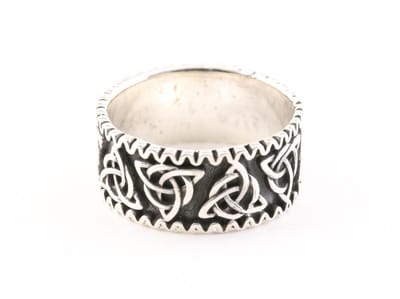 Zilveren ring met oneindige knoop - maat 19