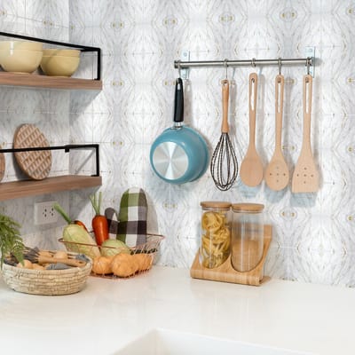 Zelfklevende tegelmuurstickers voor keuken en badkamer - 24 elegante gouden marmerlook tegelstickers - 24 stickers 10x10cm