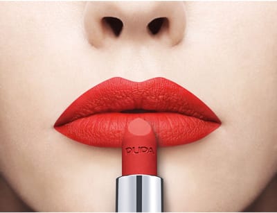 I'M Matt Lipstick 070 Coral Red 3.5 g – Velvet Matte Finish, Highly Pigmented Color For Women, Long Wearing Smooth Texture, Professional Makeup Look, Perfect For Daily Wear And Evening Events