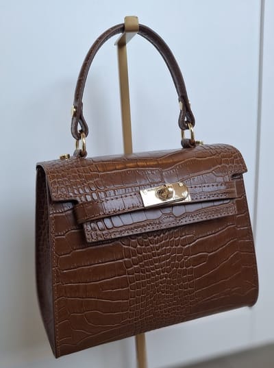 Zena tas in camel kleur, echt leer bij Bibossline