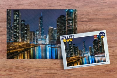 Puzzel De Trump International Hotel and Tower langs de Chicago River in de nacht - Legpuzzel - Puzzel 1000 stukjes volwassenen