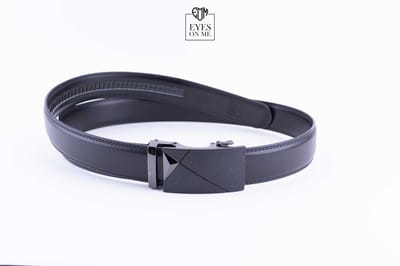 Zwarte lederen riem zonder gaatjes met automatische gesp voor heren ( model N225 )