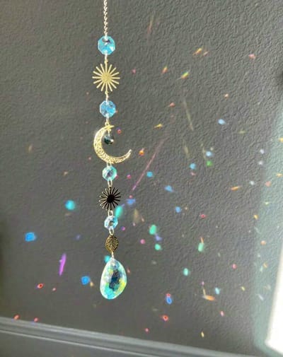 Raamkristal - zonnehanger - dromenvanger - dreamcatcher - crystal Moon Suncatcher - Transparant - Kristal Zonvanger - Goudkleur - Raam Decoratie - Maan zonnevanger - Kristallen - Zonnevanger - Raamdecoratie
