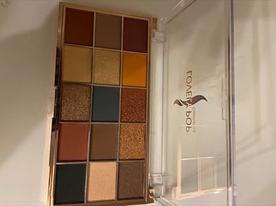 Oogschaduwpallet Roosgoud | | Make up | Parfum | Moederdag | Verjaardagscadeau| Cadeautje| Valentijnsdag| Kado | sieraden | vaderdag | oorbellen | oorsieraden