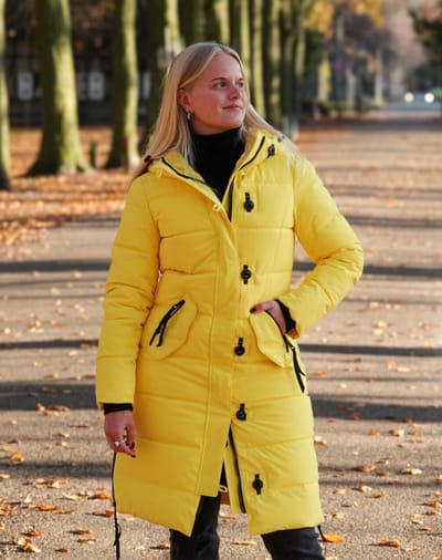 Lange dames winterjas - Gewatteerd en getailleerd - Geel - Maat 36