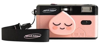 Kakao Friends herbruikbare 35 mm filmcamera [Apeach Edition], vaste focus en groothoek, ingebouwde flitser en compatibel met 35 mm kleurnegatief of B/W-film (film en batterij niet inbegrepen)