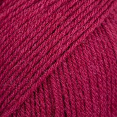 DROPS Fabel Uni Colour - 113 robijnrood - Wol Garen