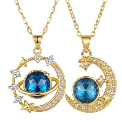 2-delige dames ketting set met maan- en planetenbedels – goudkleurig met blauwe hemelmotieven en steentjes