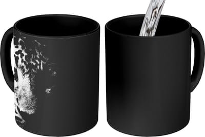 Magische Mok - Foto op Warmte Mokken - Koffiemok - Panter - Wilde dieren - Zwart wit - Dieren - Magic Mok - Beker - 350 ML - Theemok