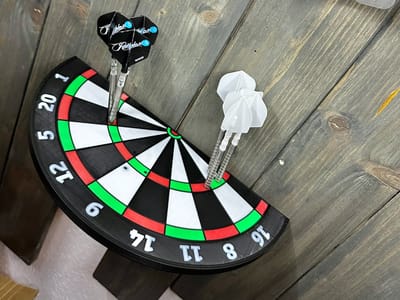 The Oche Shelf – Stijlvolle dartpijlhouder