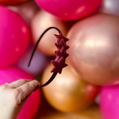 Diadeem met sterretjes - kerstcollectie - glitters - ster - roze - zwarte diadeem