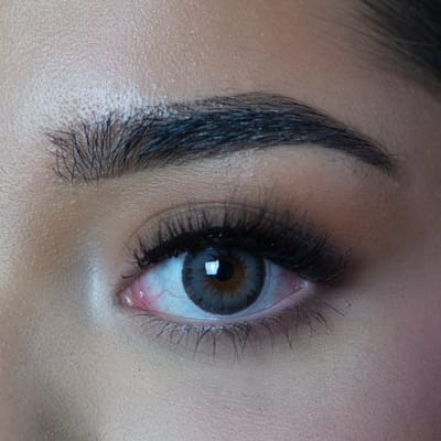 Glitter gray | Gekleurde maandlenzen | 0.00 | Inclusief lenzenbakje en applicators | Kleurlenzen zonder sterkte | Zachte lenzen | Comfortabel voor dagelijks gebruik | Blisterpack