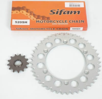 Kit chaîne Axring pour Moto Gas gas 250 EC 13X45 pas 520 Neuf