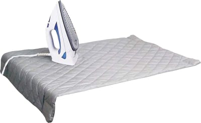 Strijkdeken - 85x50 cm - Lichtgewicht - Strijk - Mat - Hitte bestendig - Doek - Plank - Vouw - Voor op Tafel - Reis - Strijkijzer - Mini - Mouwplankje - Kussen - tafelstrijkplank