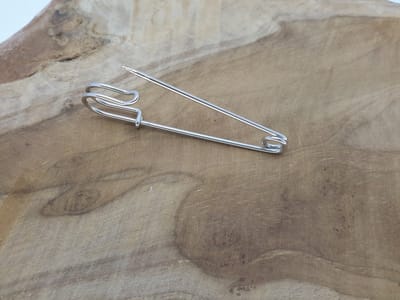 4 Speld - voor het vastzetten van je sjaal, vest of omslagdoek – Zilverkleurig - L 6.5 cm