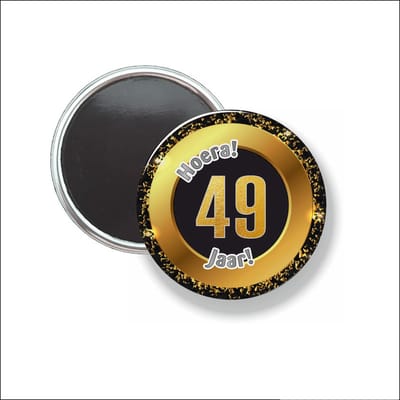 Button Met Magneet 58 MM - Hoera 49 Jaar - NIET VOOR KLEDING