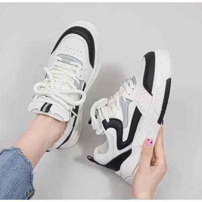 Nieuwe Dikkere Zool Kleine Witte Schoenen voor Dames in de Zomer Comfortabel en Trendy Gecombineerd met Platte Zool Ademende Boardschoenen Casual Sport Dadschoenen 41 gray