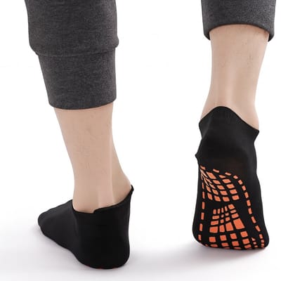 Antislip Sokken I Gesloten Teen I Met Anti Slip Onderkant I Enkelsokken I Katoen I Elastisch I Dames Sokken I Maat 36-42 I Zwart