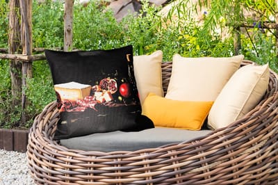 Sierkussen Buiten - Stilleven - Vintage - Borrelplank - 60x60 cm - Weerbestendig