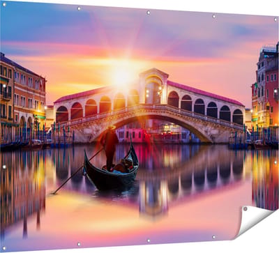 Gards Tuinposter Gondel bij de Rialtobrug in Veneti�, Itali� - 160x120 cm - Tuindoek - Tuindecoratie - Wanddecoratie buiten - Tuinschilderij