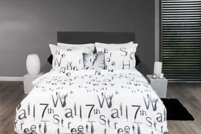 HNL Refined Satin Wallstreet Dekbedovertrek - Litsjumeaux XL - 260x200/220 cm - Offwhite