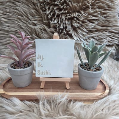 Robuust wenstegeltje “Jij. Ik. Sushi.” – Grappig Liefde Cadeau – Woondecoratie – Relatie Cadeautje – Vriendschap – Trendy nu – Valentijn