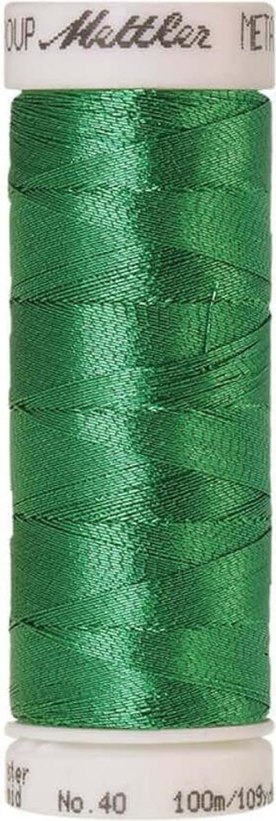 AMANN METALLIC GAREN, GROEN, 100M, Col. 5833, PER KLOSJE.