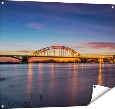 Gards Tuinposter Waalbrug in Nijmegen - 100x80 cm - Tuindoek - Tuindecoratie - Wanddecoratie buiten - Tuinschilderij